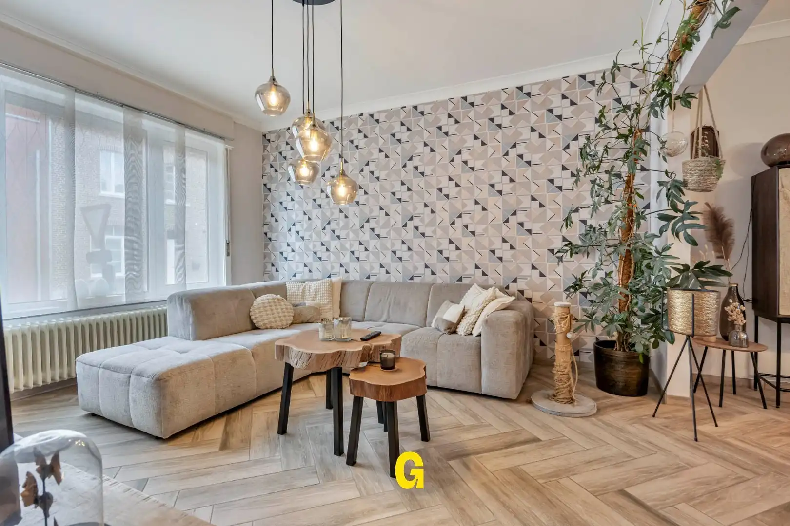 Knap gerenoveerde halfopen woning met drie slaapkamers en tuin op 4a 45ca, vlak bij het centrum van Hoeselt foto 3