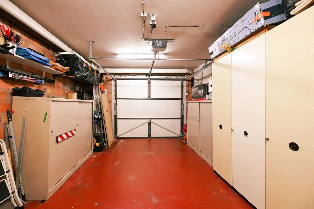 Bel-etage in zeer fijne woonwijk foto 26