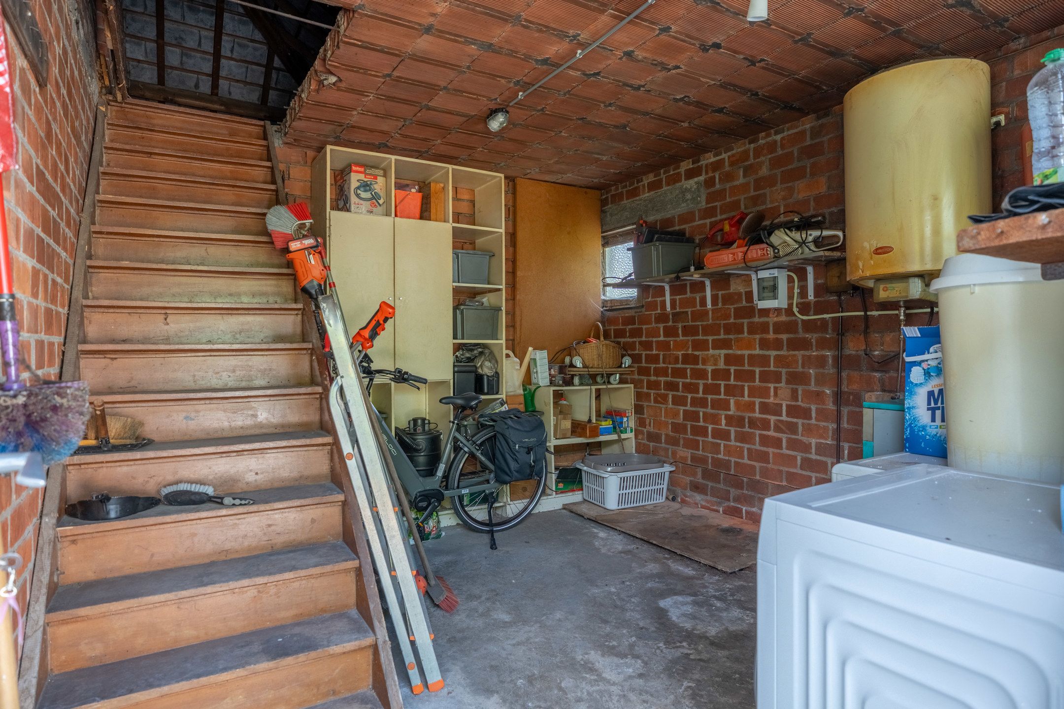 Te renoveren gelijkvloerswoning op mooi perceel van 1.437 m² foto 24
