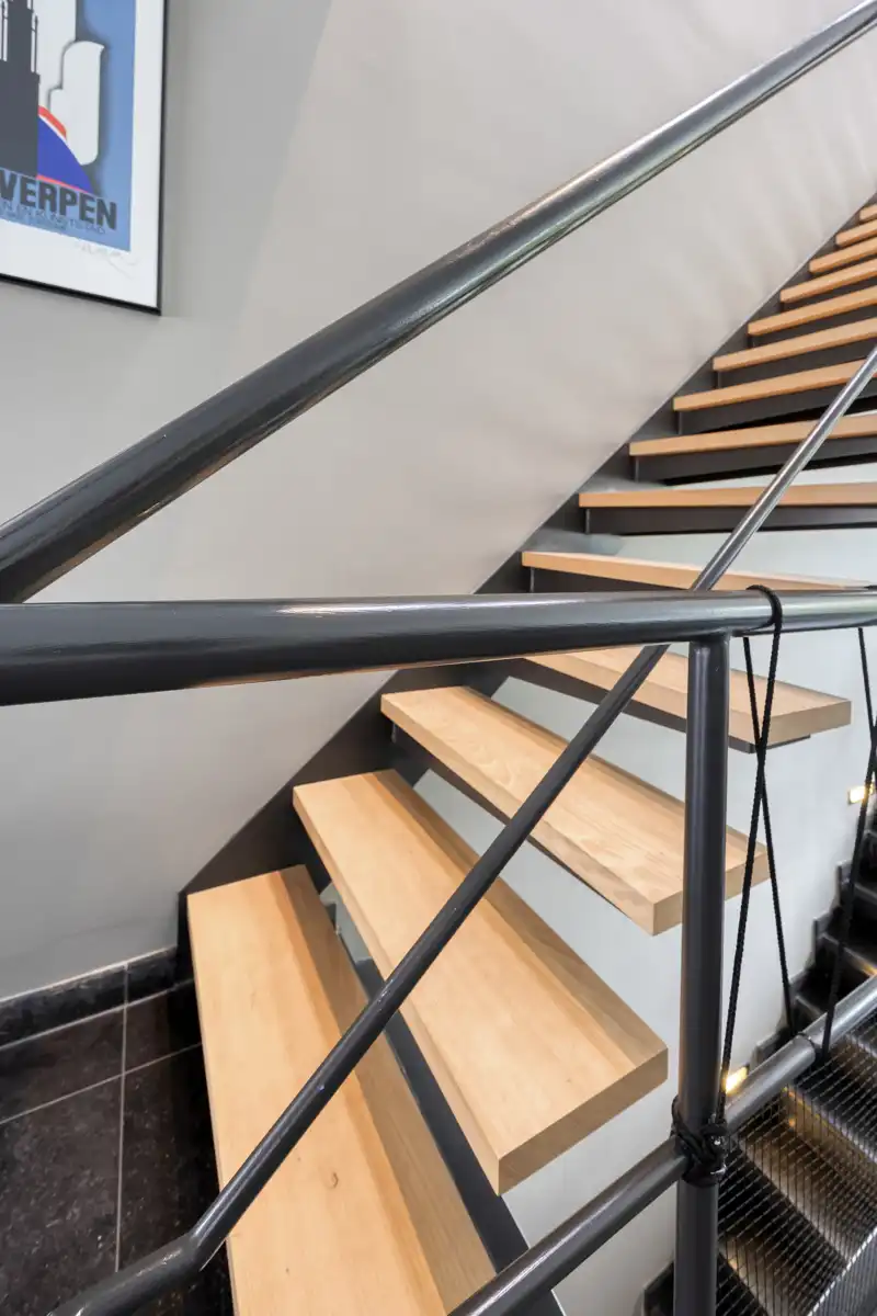 Karaktervolle architectenwoning op toplocatie: Zonnig terras, kamerhoge ramen en EPC B foto 22