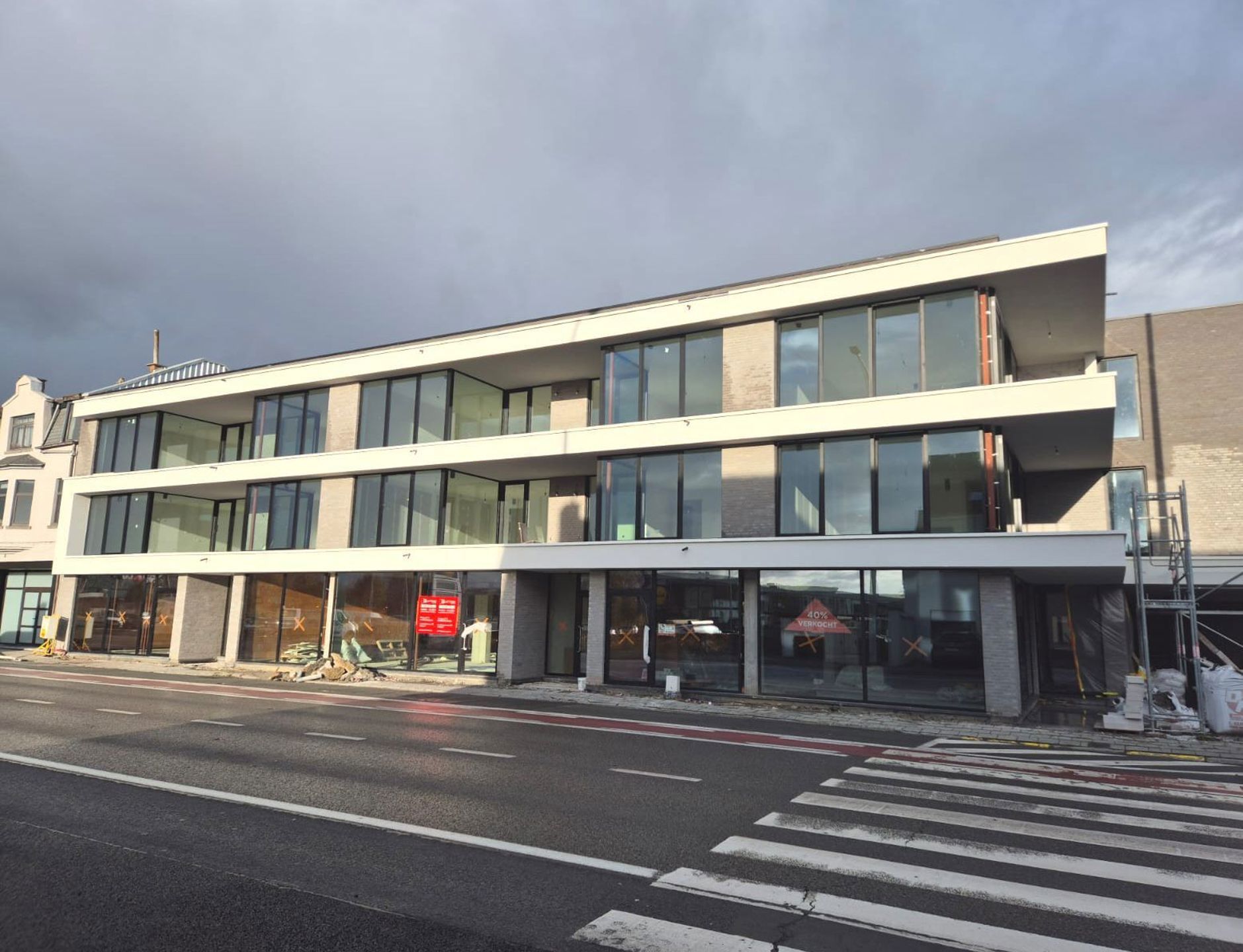 Nieuwe, flexibele commerciële ruimte in Asse foto 2