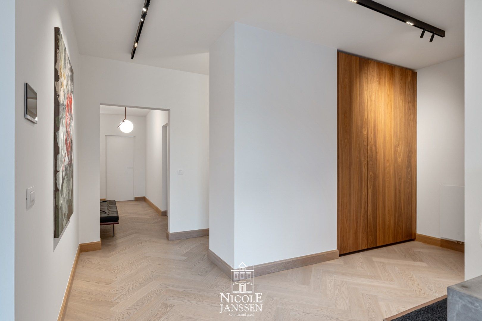 Exclusief penthouse met drie terrassen en vier garageboxen in de prachtige Residentie ILEX foto 4