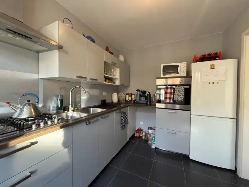 Lichtrijk 2-slaapkamerappartement tussen Dampoort en St-Jacobs foto 6