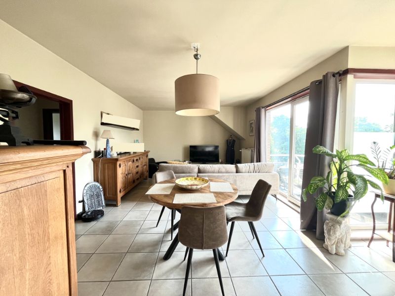 TWEESLAAPKAMER APPARTEMENT MET GARAGE TE WONDELGEM foto 2