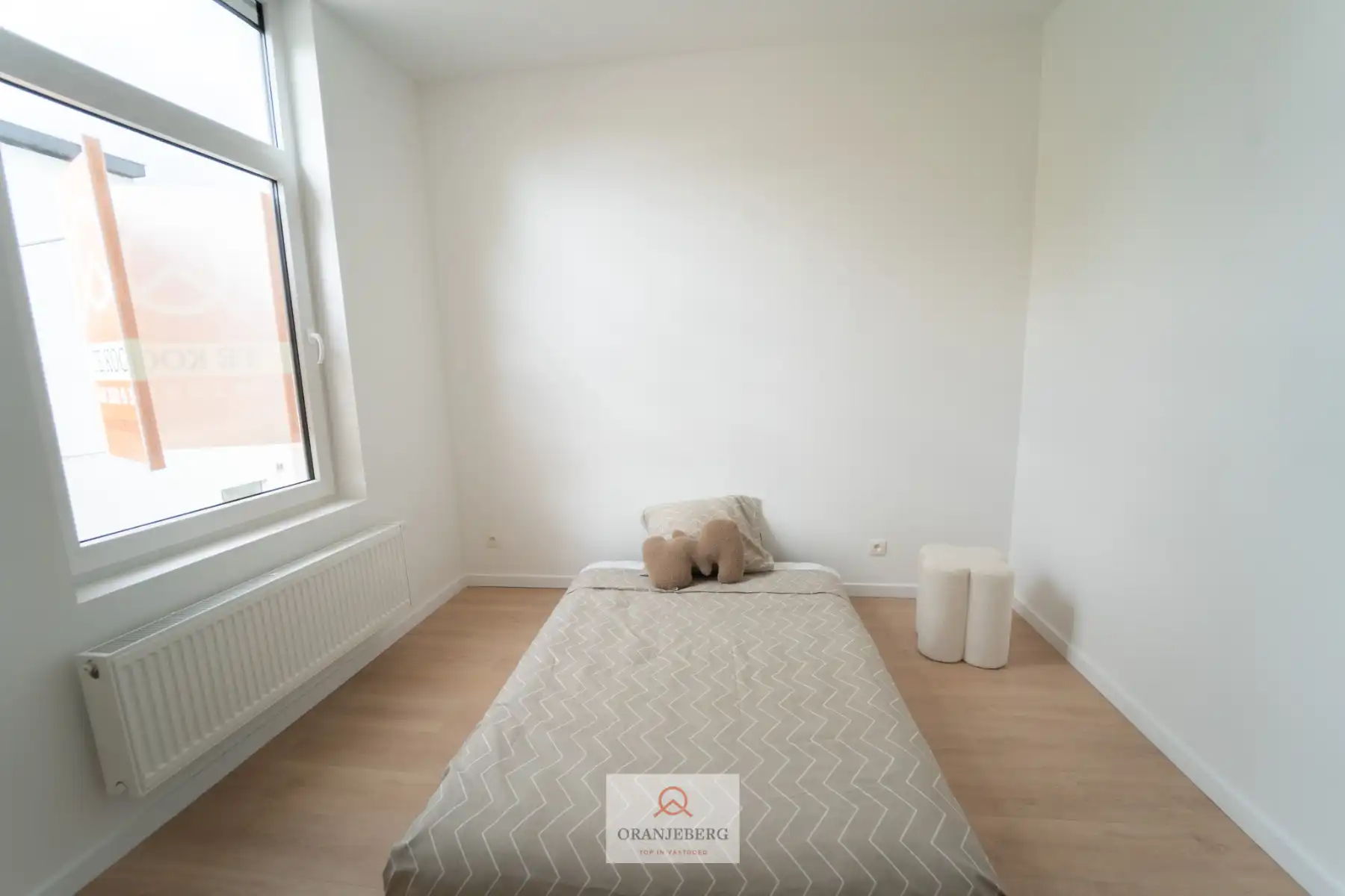 Lichtrijke gerenoveerde woning foto 14