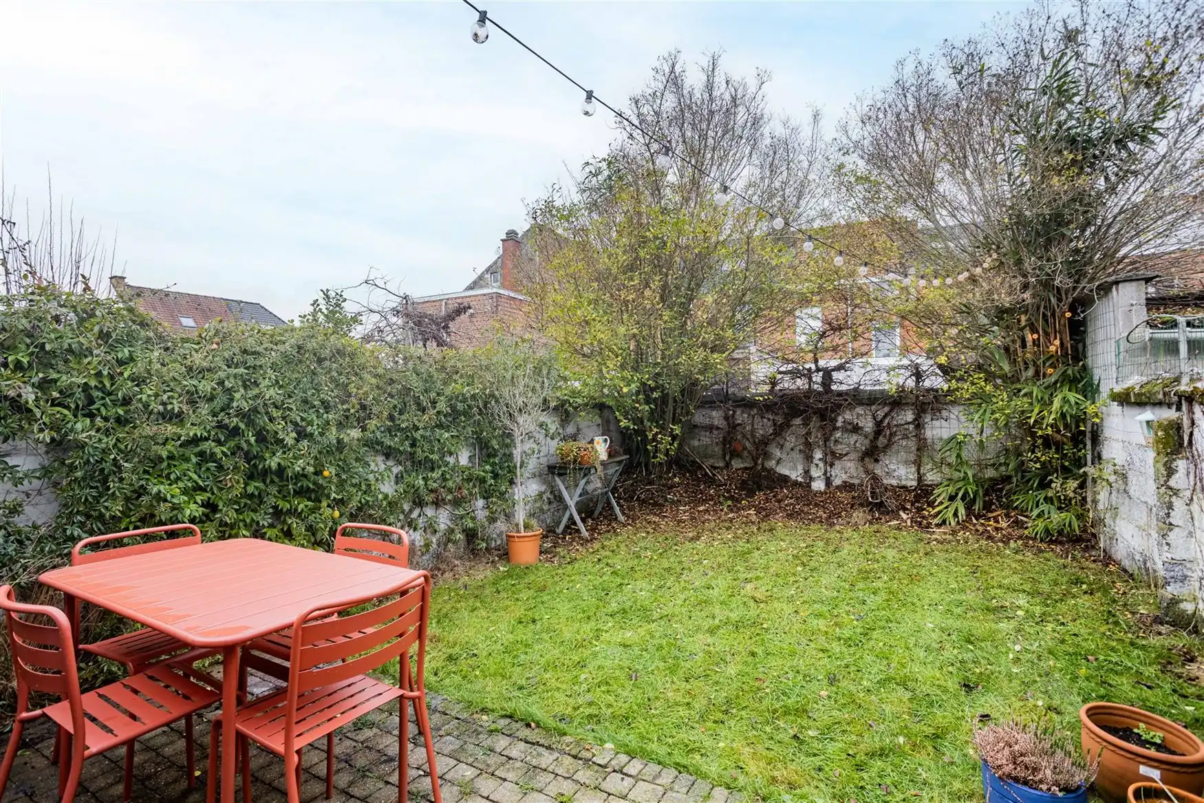 Instapklare gezinswoning met tuin in Sint-Amandsberg. foto 26