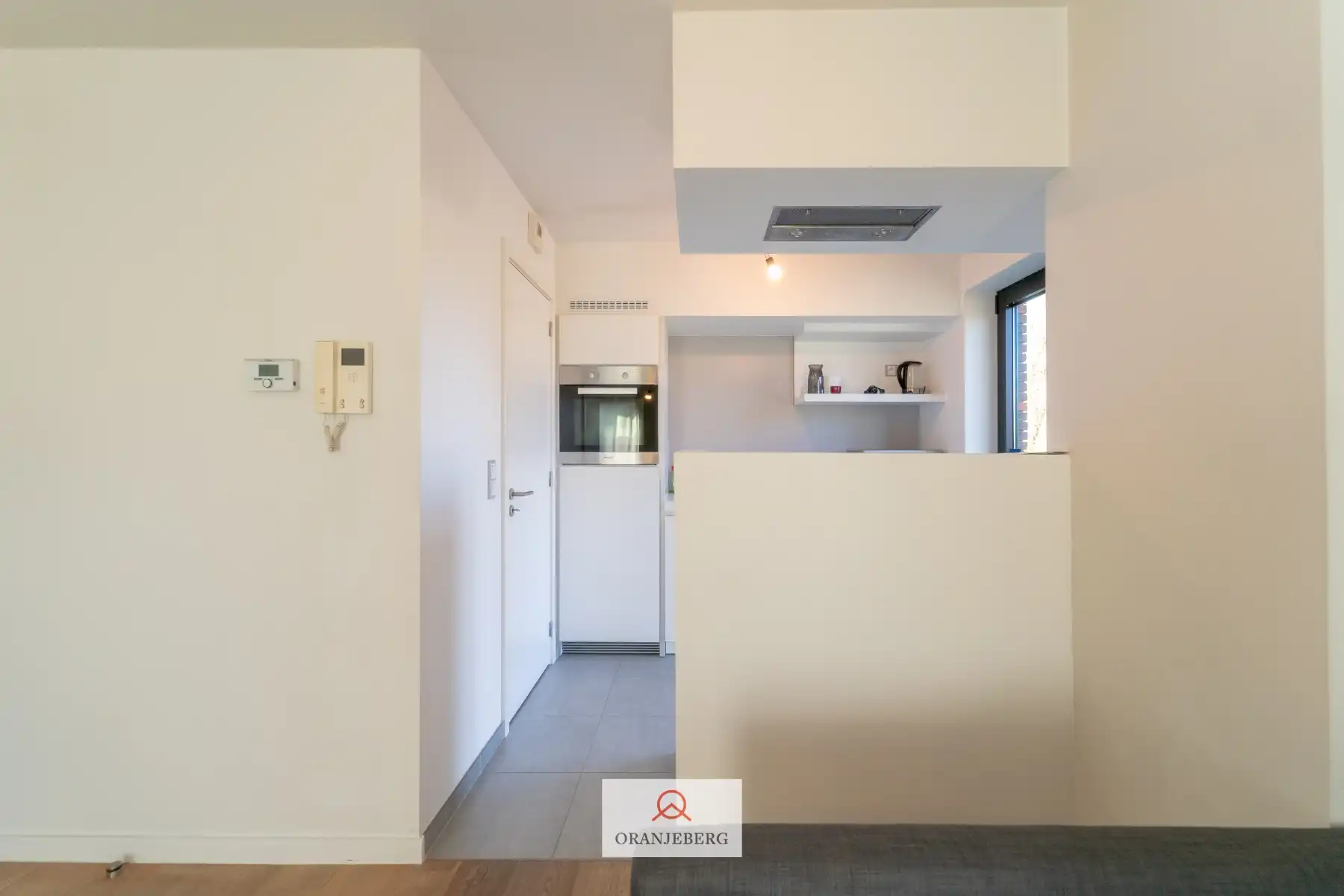 Modern gelijkvloers appartement in het groen foto 8