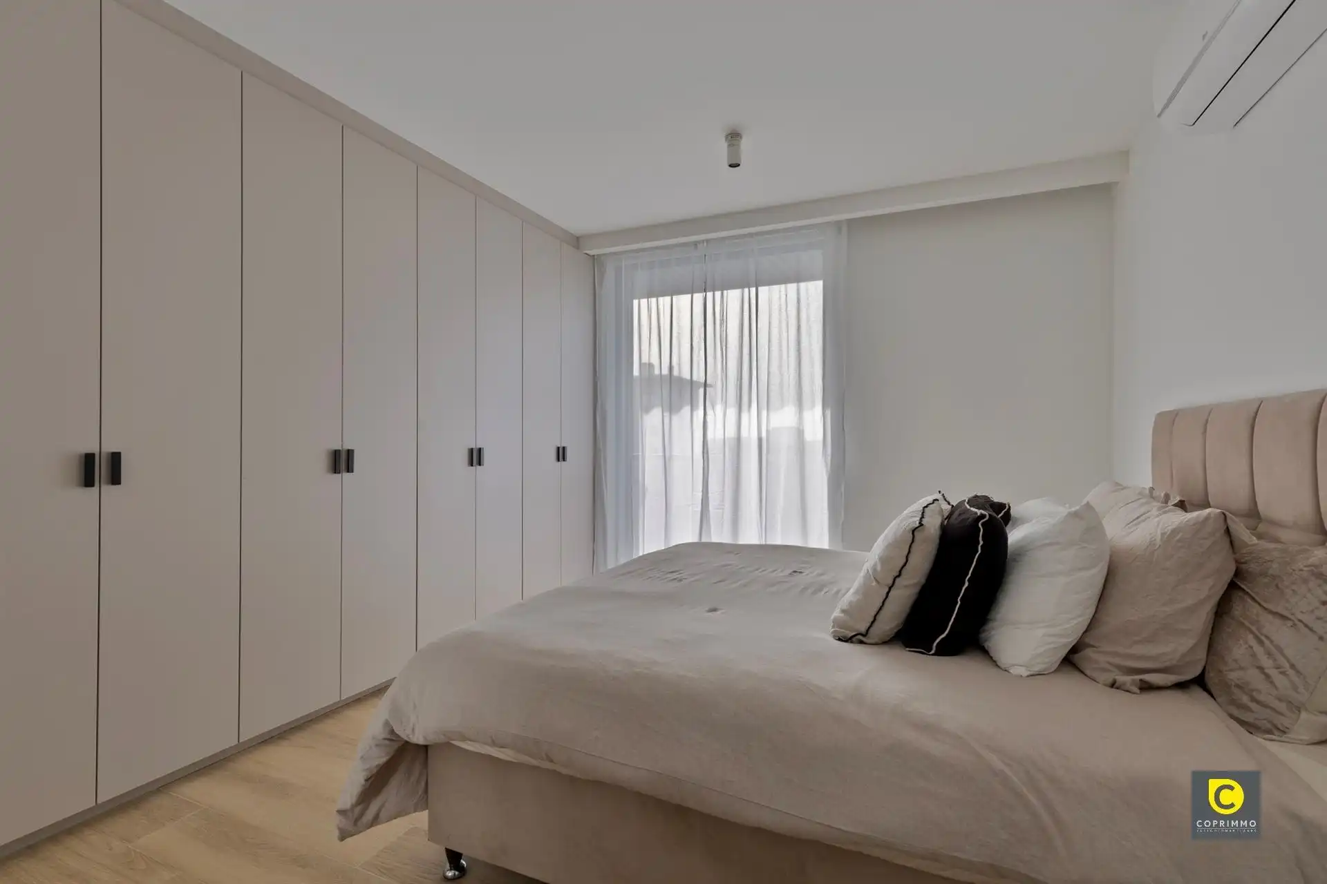 Gerenoveerd pareltje met airco & ZW-terras! foto 7