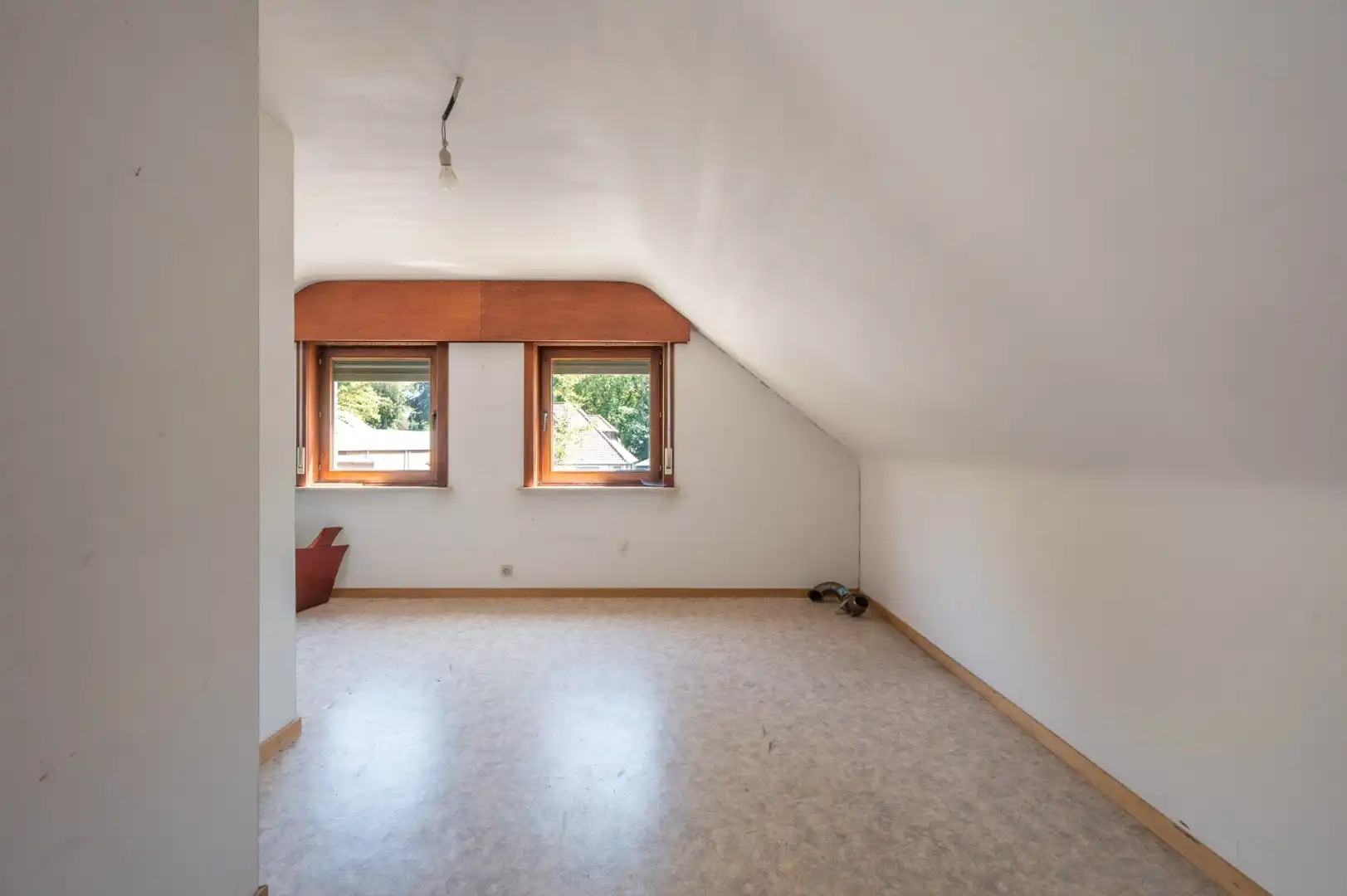 Eigendom met uitzonderlijk potentieel op een perceel van 824 m² in Varsenare.  foto 9