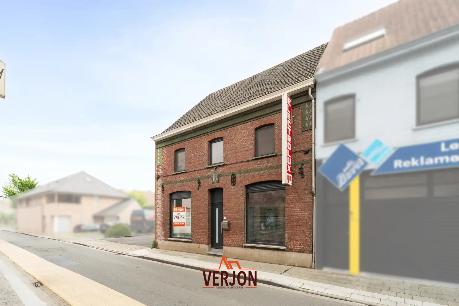 Veelzijdig handelspand met woonst te koop in Izegem! foto 35