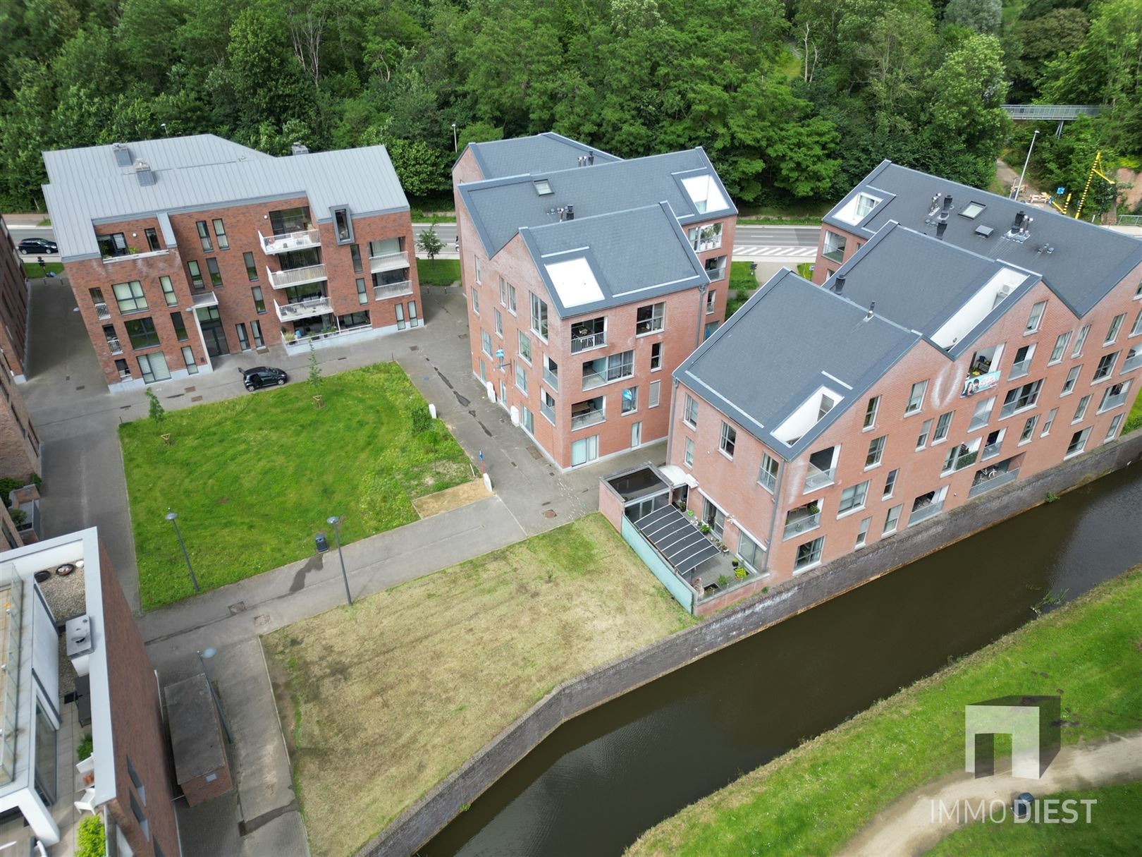  TWEESLAAPKAMERAPPARTEMENT MET SUPERTERRAS OP EZELDIJK foto 26