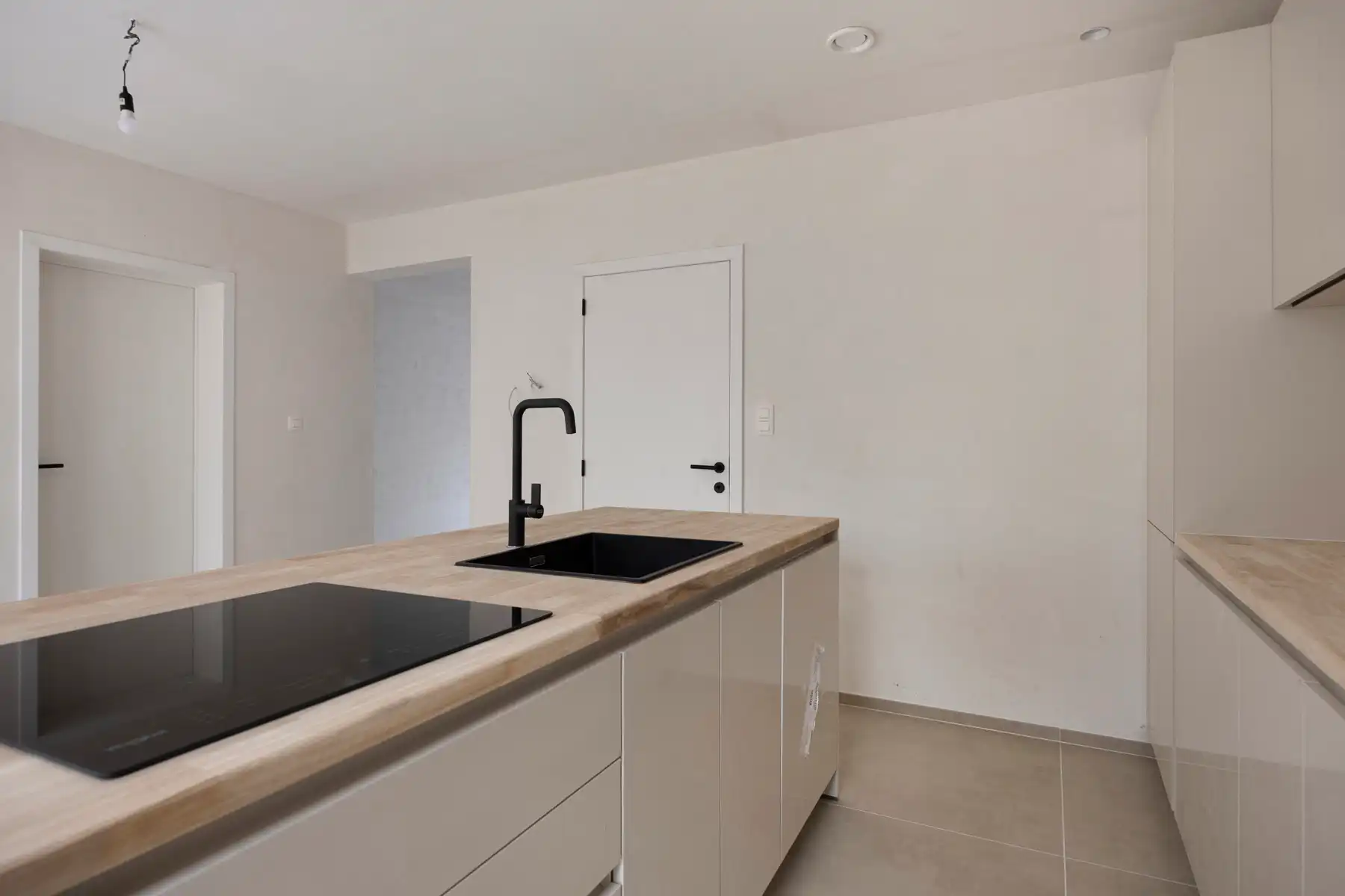 Volledig gerenoveerde woning met EPC-label B foto 8