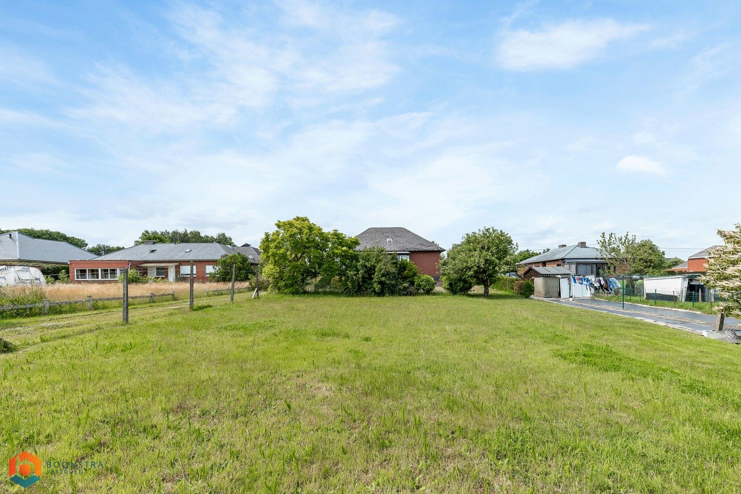 Charmante gezinswoning met 2 (mogelijks meer) slpkrs op een perceel van 4895 m². foto 16