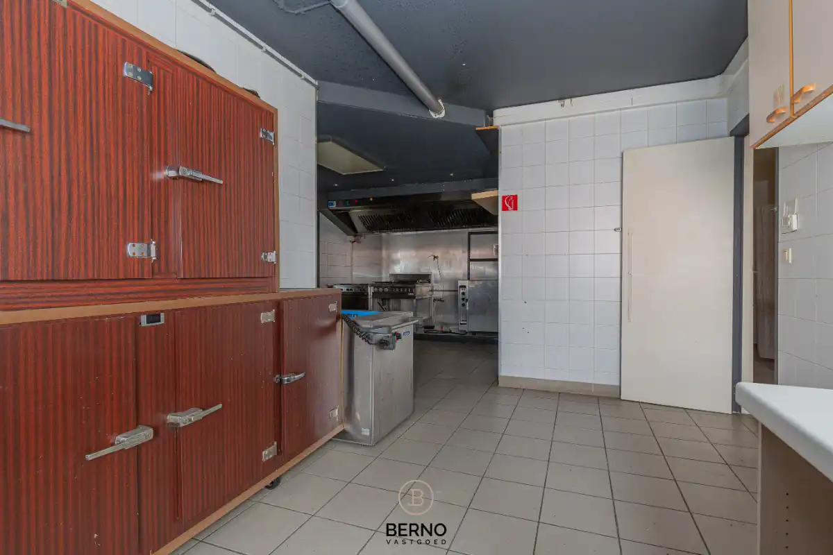 Horecazaak met ruime zaal. foto 19