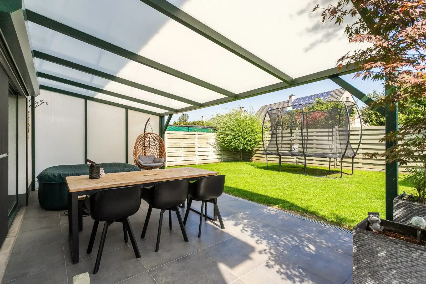 Gerenoveerde villa met 4 slaapkamers, garage en tuin in gegeerde woonwijk te Buizingen foto 8