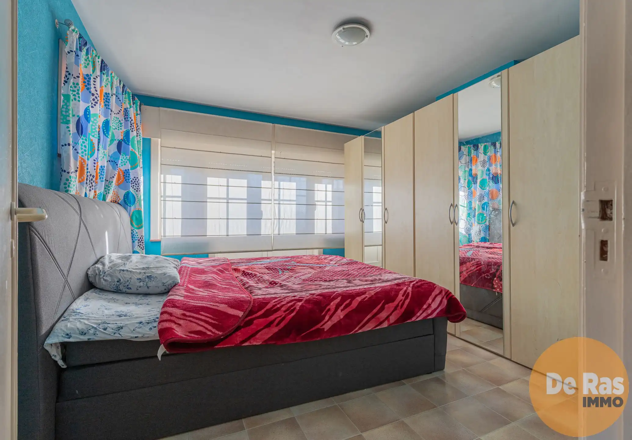 DENDERLEEUW - Ruime woning met 4 slpks, bureau en koer foto 11