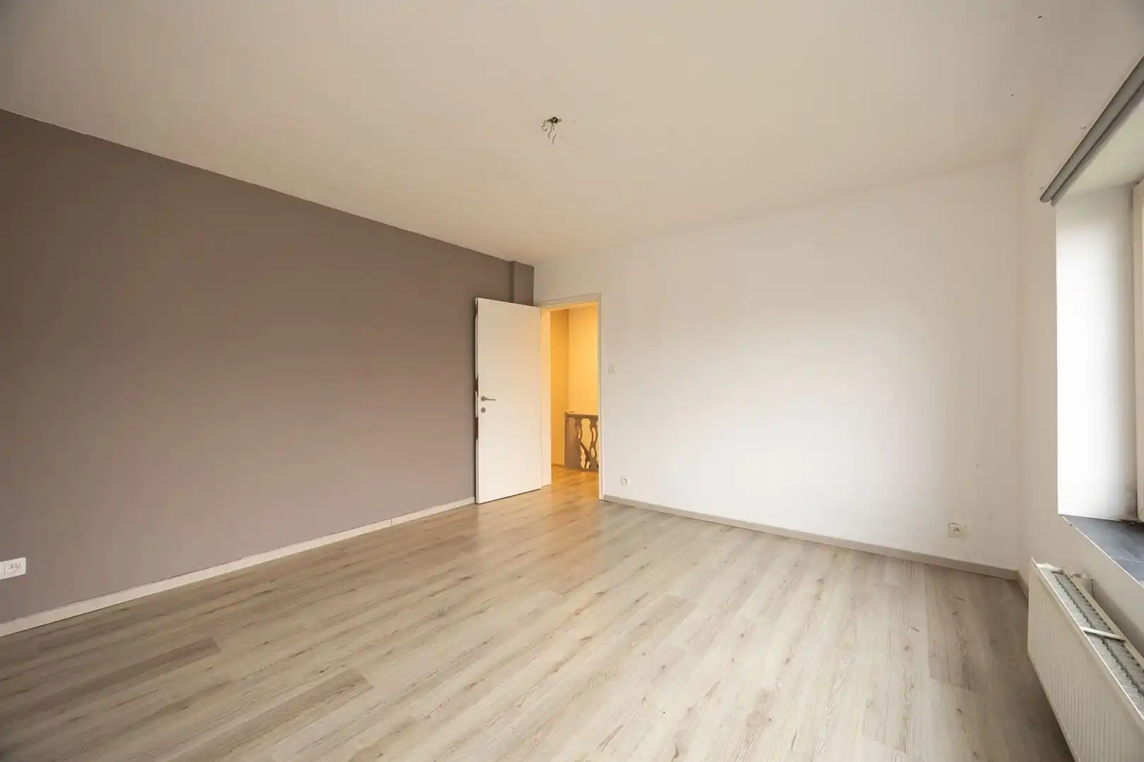 Een ruime halfopenbebouwing op 2000m2 foto 16