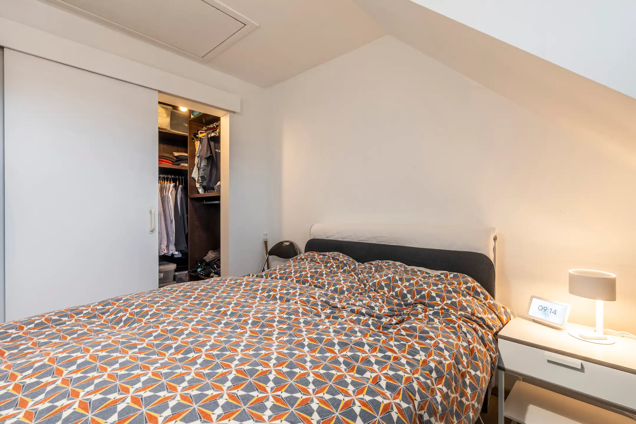 Instapklaar 1-slpk app met groot ZW-terras in Gierle foto 9