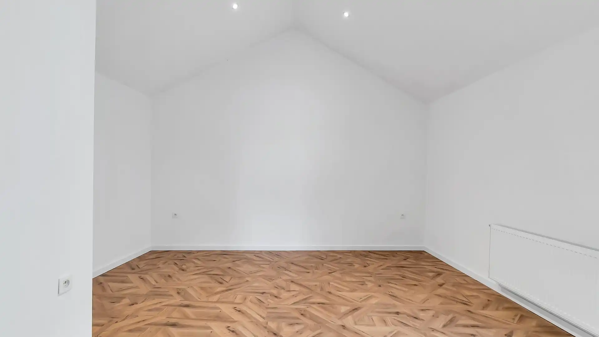 INSTAPKLARE, VOLLEDIG VERNIEUWDE EENGEZINSWONING MET APARTE LEEFUNIT EN PRACHTIG GOED UITZICHT IN HET CHARMANTE GENOELSELDEREN foto 10