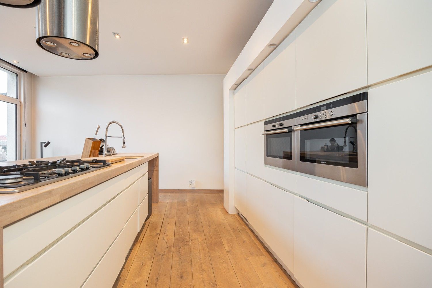 Stijlvol appartement op absolute topligging in historisch Antwerpen foto 17