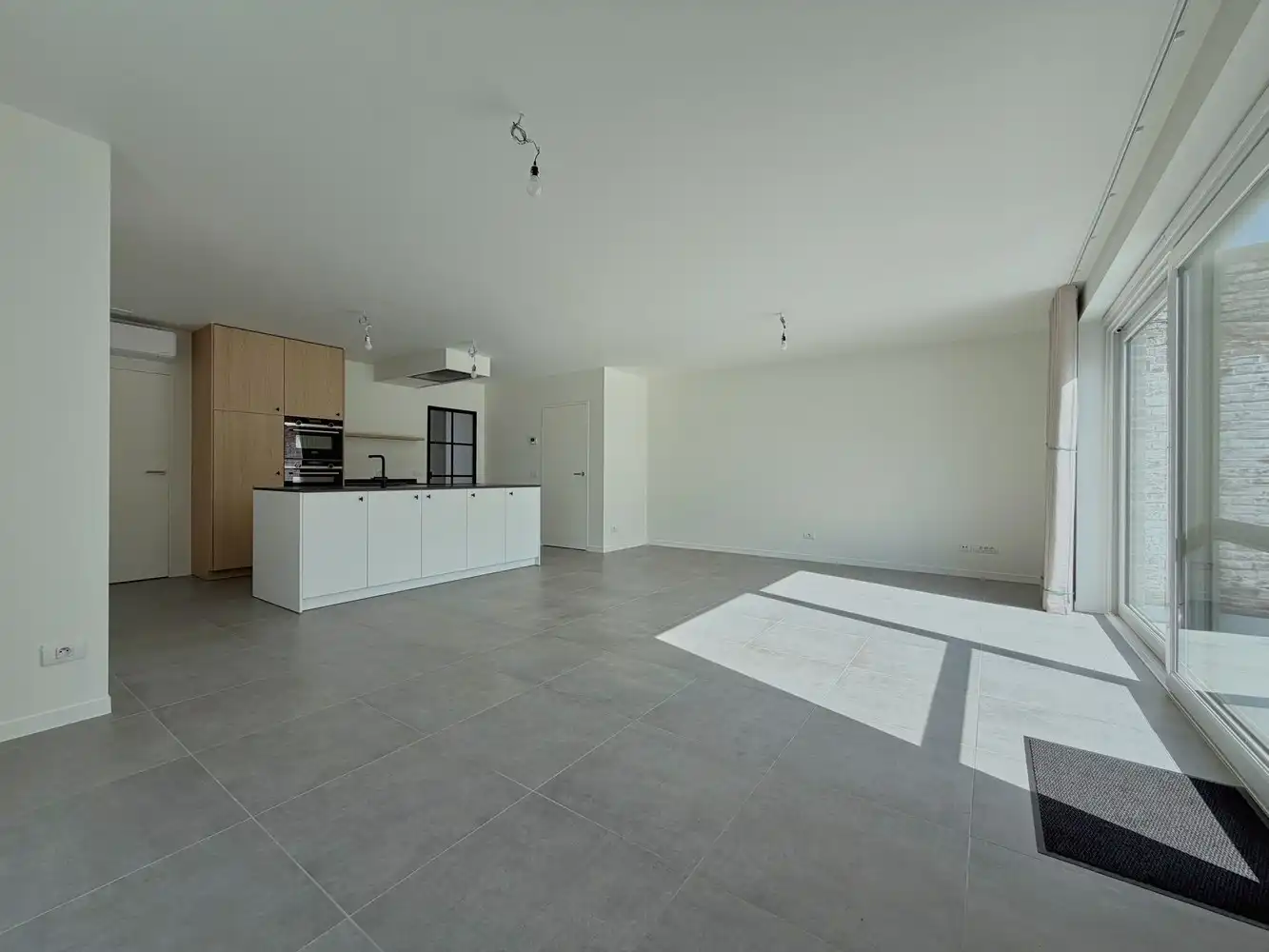 Unieke woning met high-end afwerking + garage én tuin! foto 4