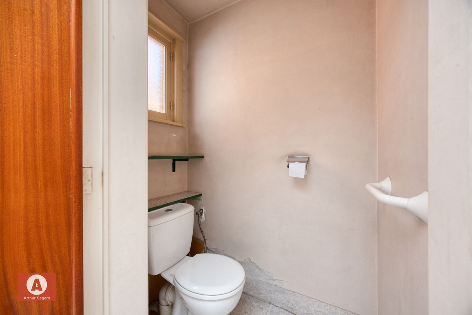 IN OPTIE - Te renoveren gezinswoning op een perceel van 3a 37ca. foto 15