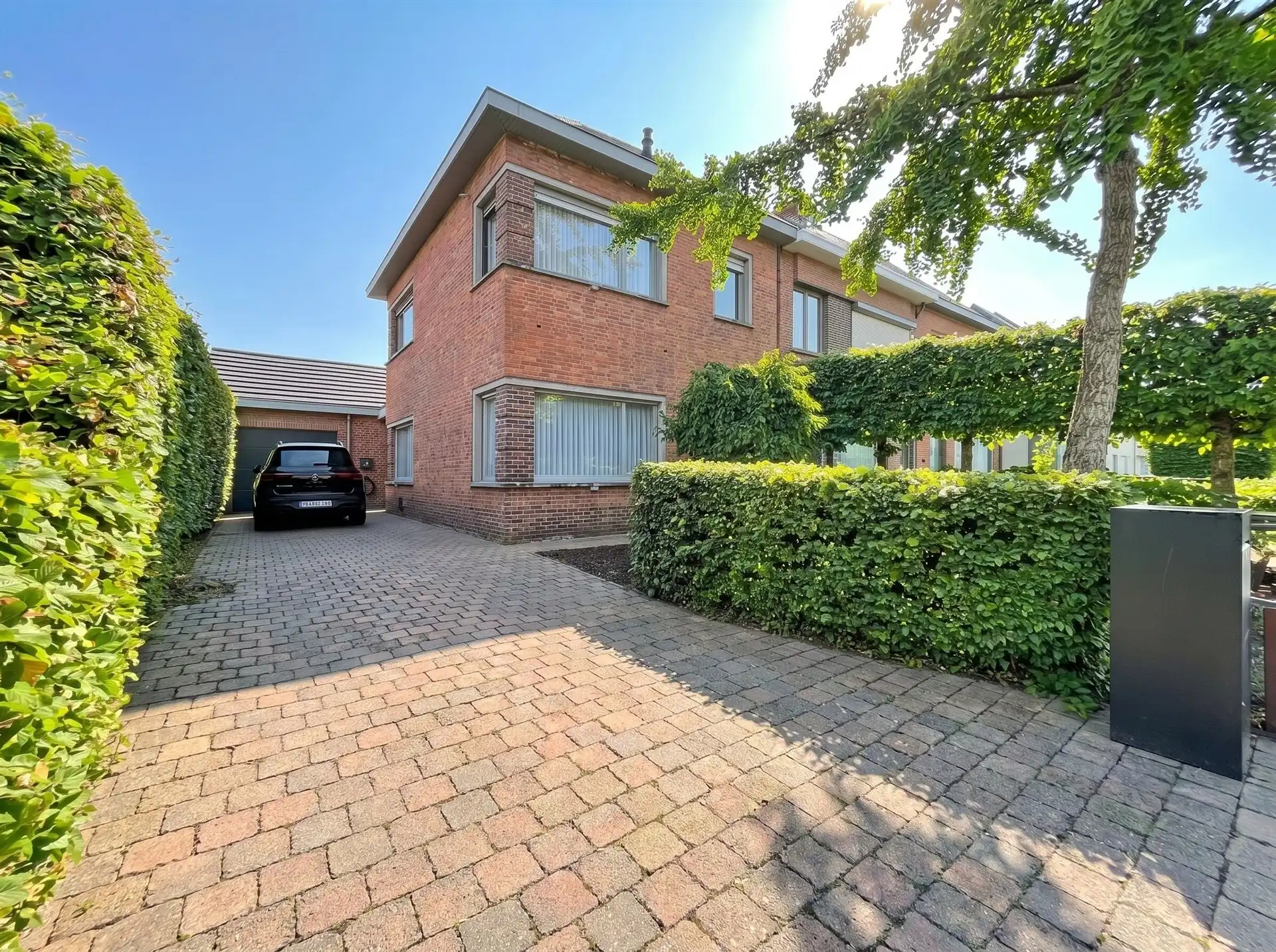 Hoofdfoto van de publicatie: Instapklare gezinswoning met 3 slaapkamers en garage op toplocatie
