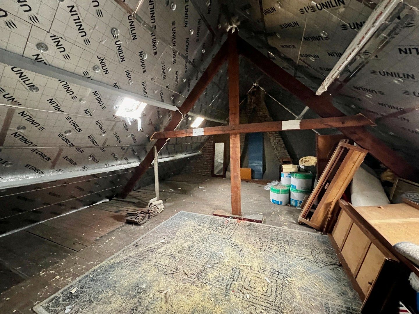 Ruime brede gezinswoning met garage te koop te Harelbeke! foto 17