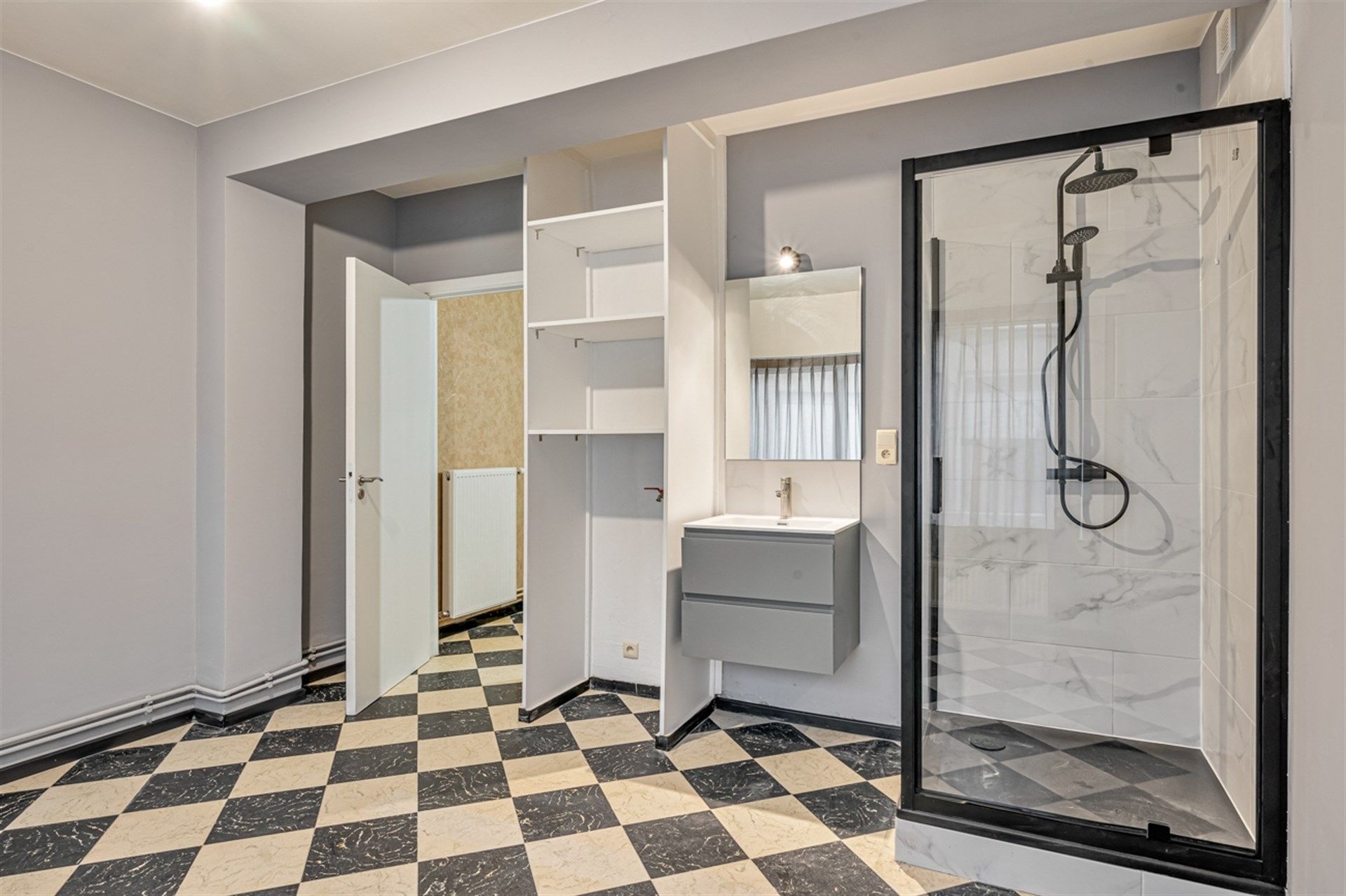 één-slaapkamer-appartement in het centrum van Aalst! foto 8
