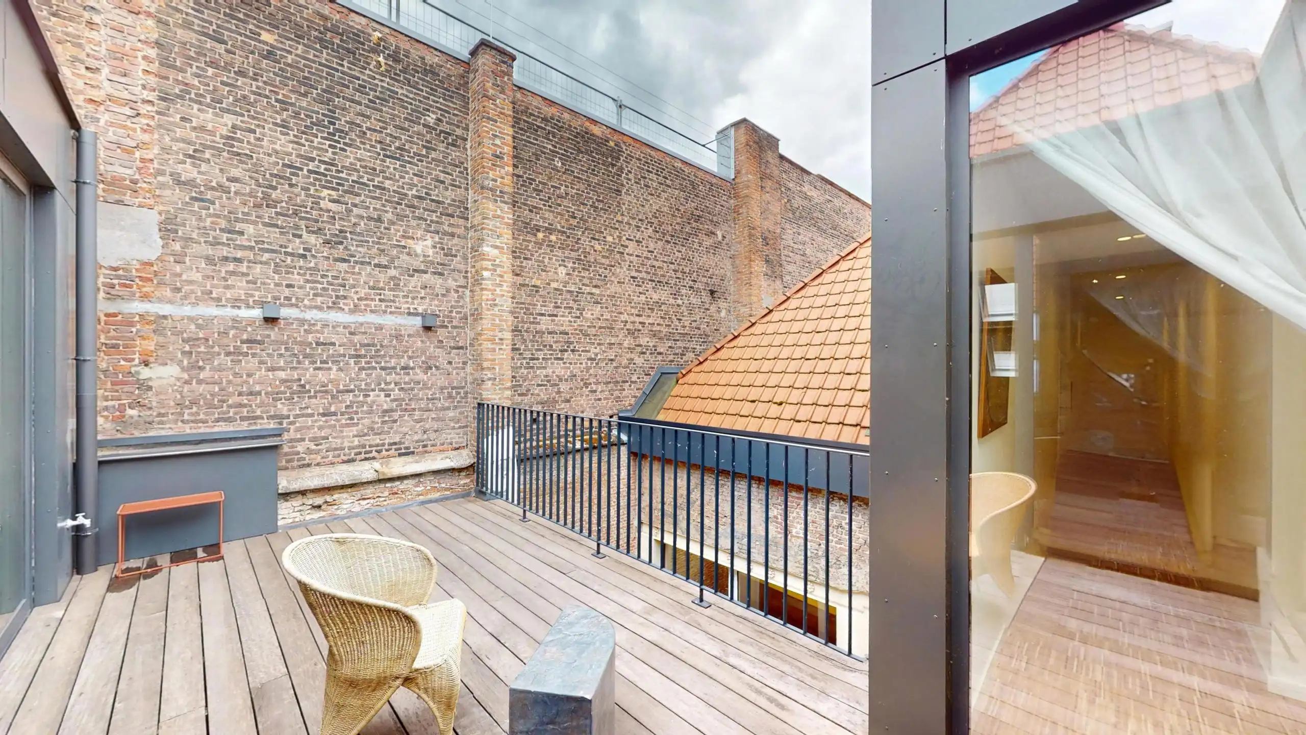 ANTWERPEN CENTRUM - Gemeubeld app. met vier slaapkamers foto 4