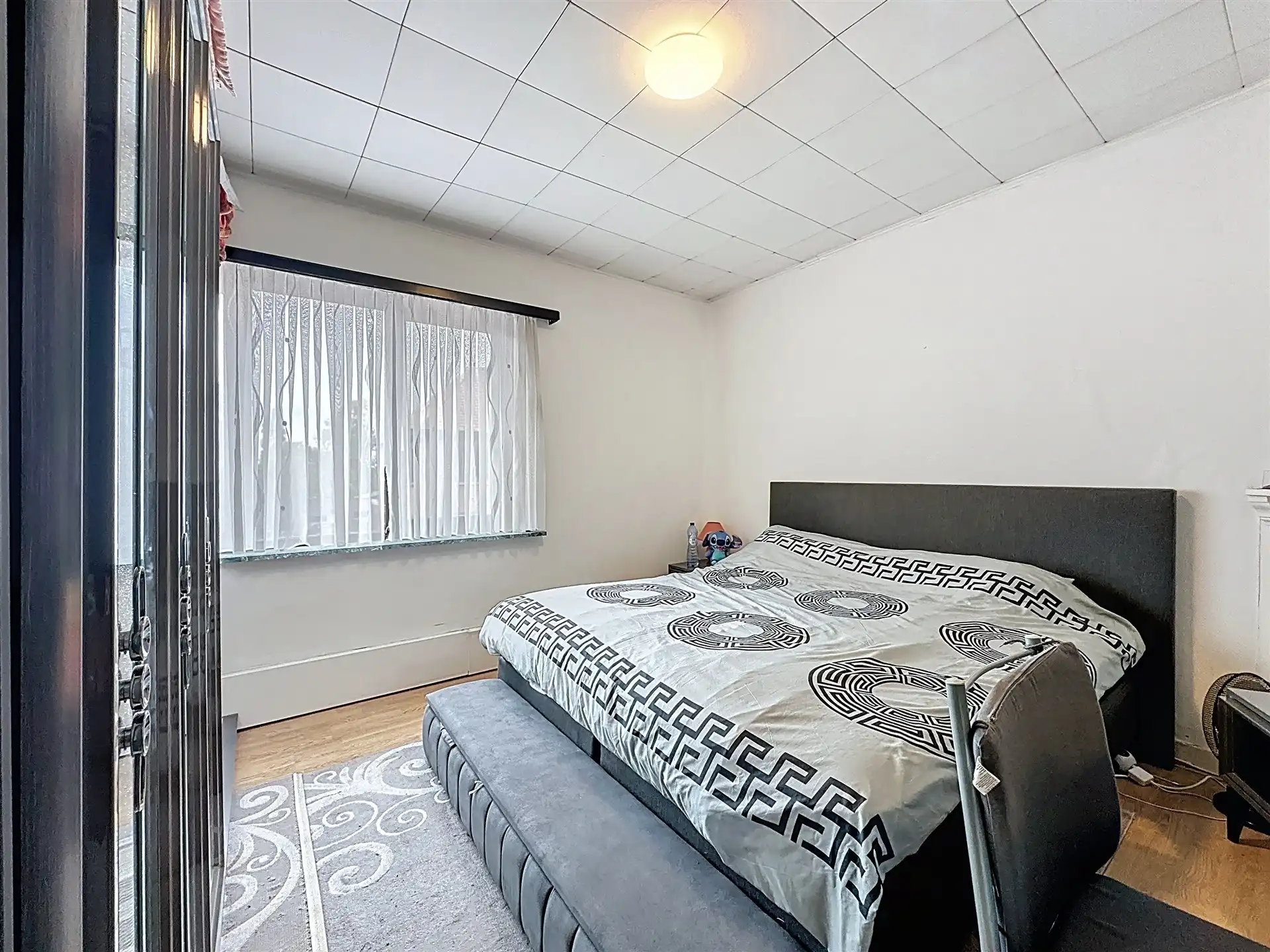 Woning met 4 slaapkamers in Sint-Niklaas. foto 8