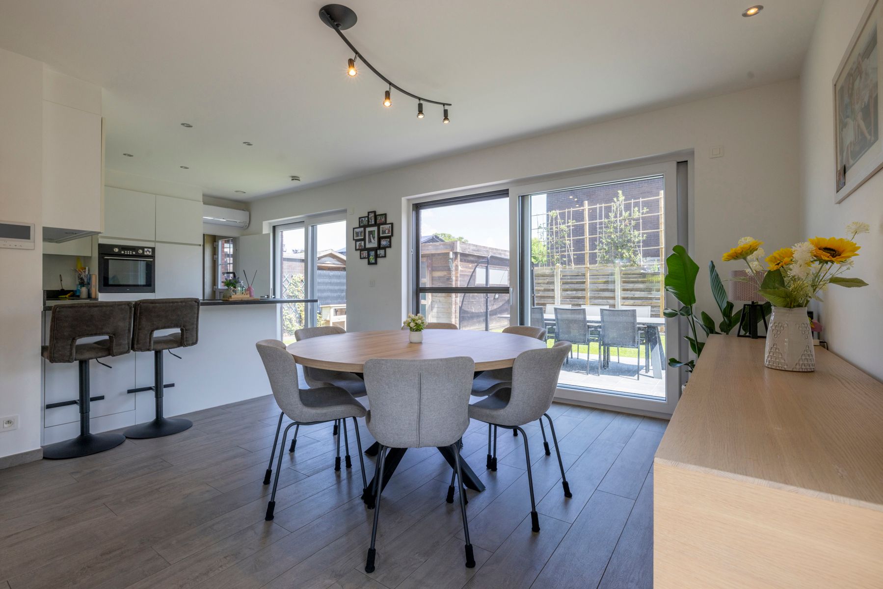 Energiezuinige woning met 4 slaapkamers en garage te koop! foto 8