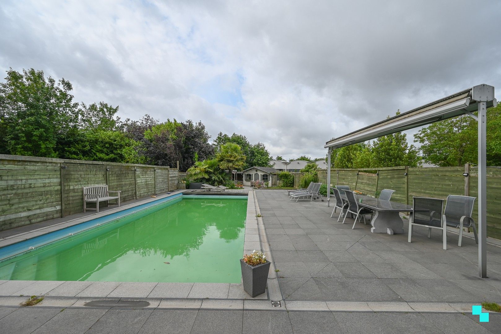 Verrassend ruime woning met 4 slaapkamers te Roeselare foto 18