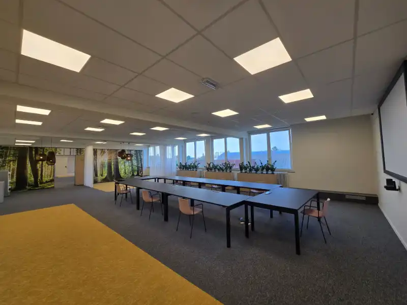 Kantoorruimte te huur foto 4