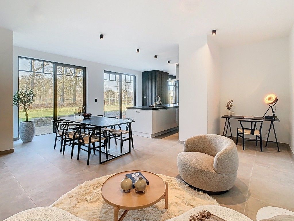 Te koop: Luxueuze woning met karakter in Zutendaal foto 8