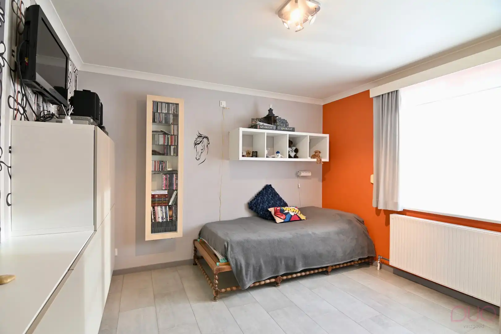 Instapklare halfopen bebouwing met drie slaapkamers, voorzien van alle moderne uitrustingen foto 12