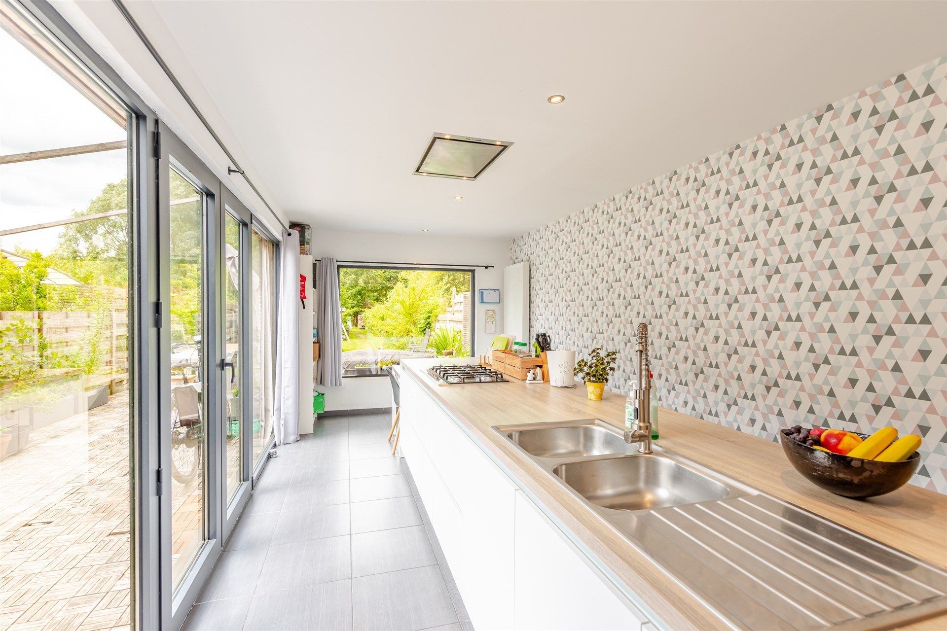 Instapklare woning met grote tuin, terras in Lebbeke foto 8