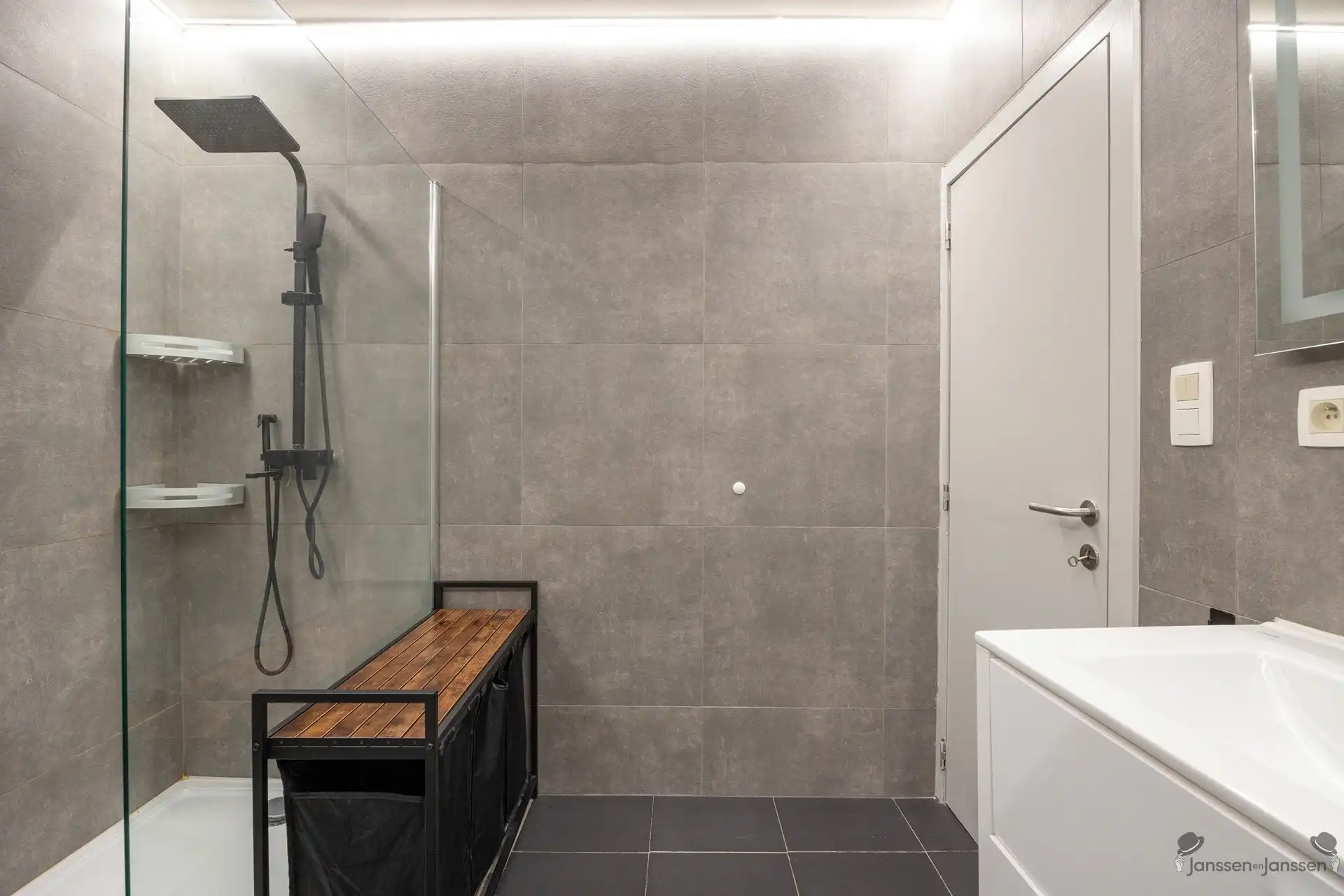 Gerenoveerde woning met EPC B en modern wooncomfort foto 11