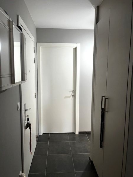 2 slaapkamer appartement met overdekte parking foto 7