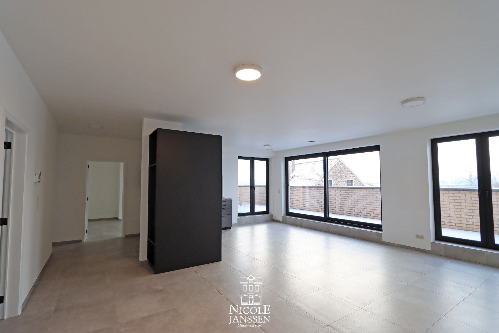 Nieuwbouwappartement met 3 slaapkamers foto 4