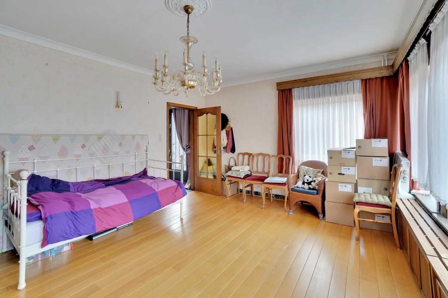 Halfopen bebouwing met 3 slaapkamers en handelspand foto 14