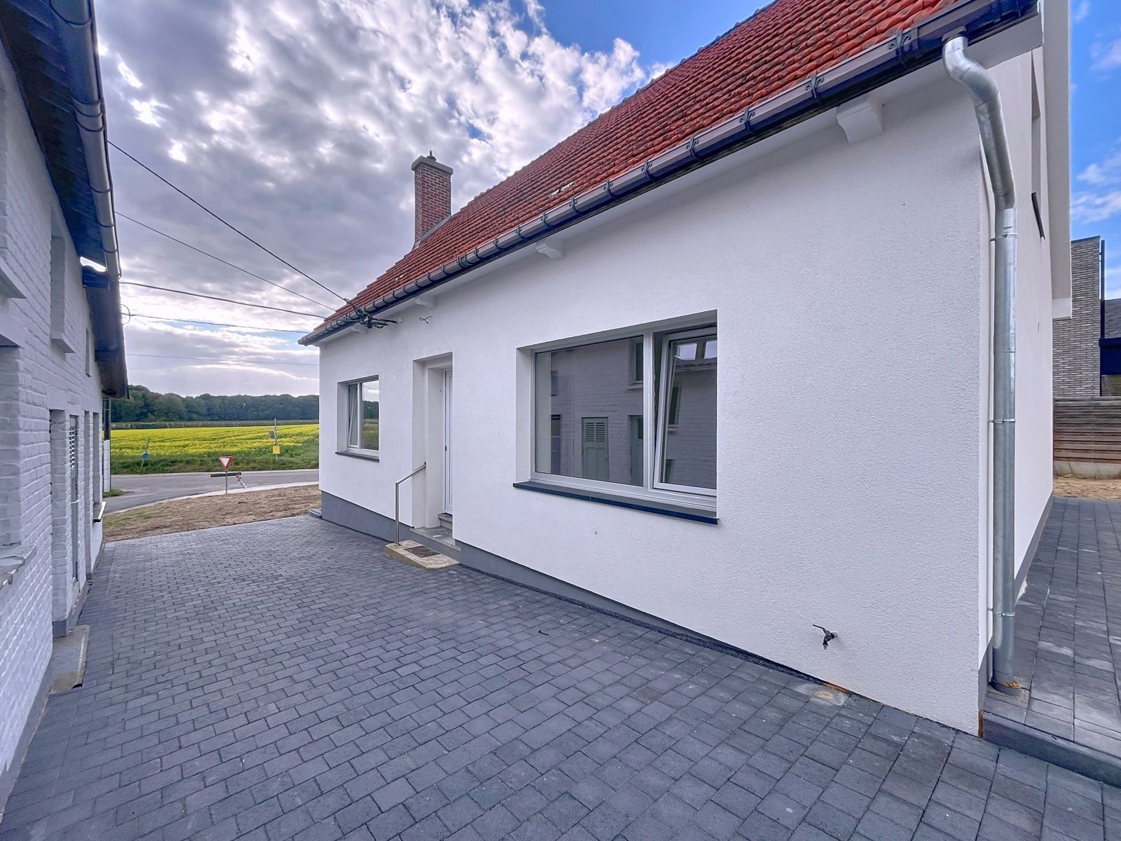 Instapklare gerenoveerde woning 3 slpks - tuin en garage foto 23