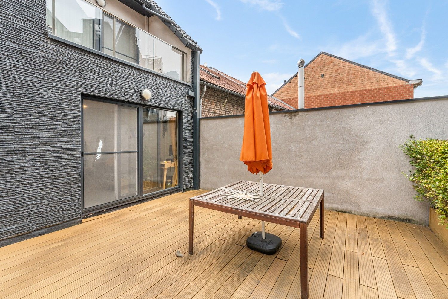 Recent appartement met ruim terras en autostaanplaats in Landen foto 10