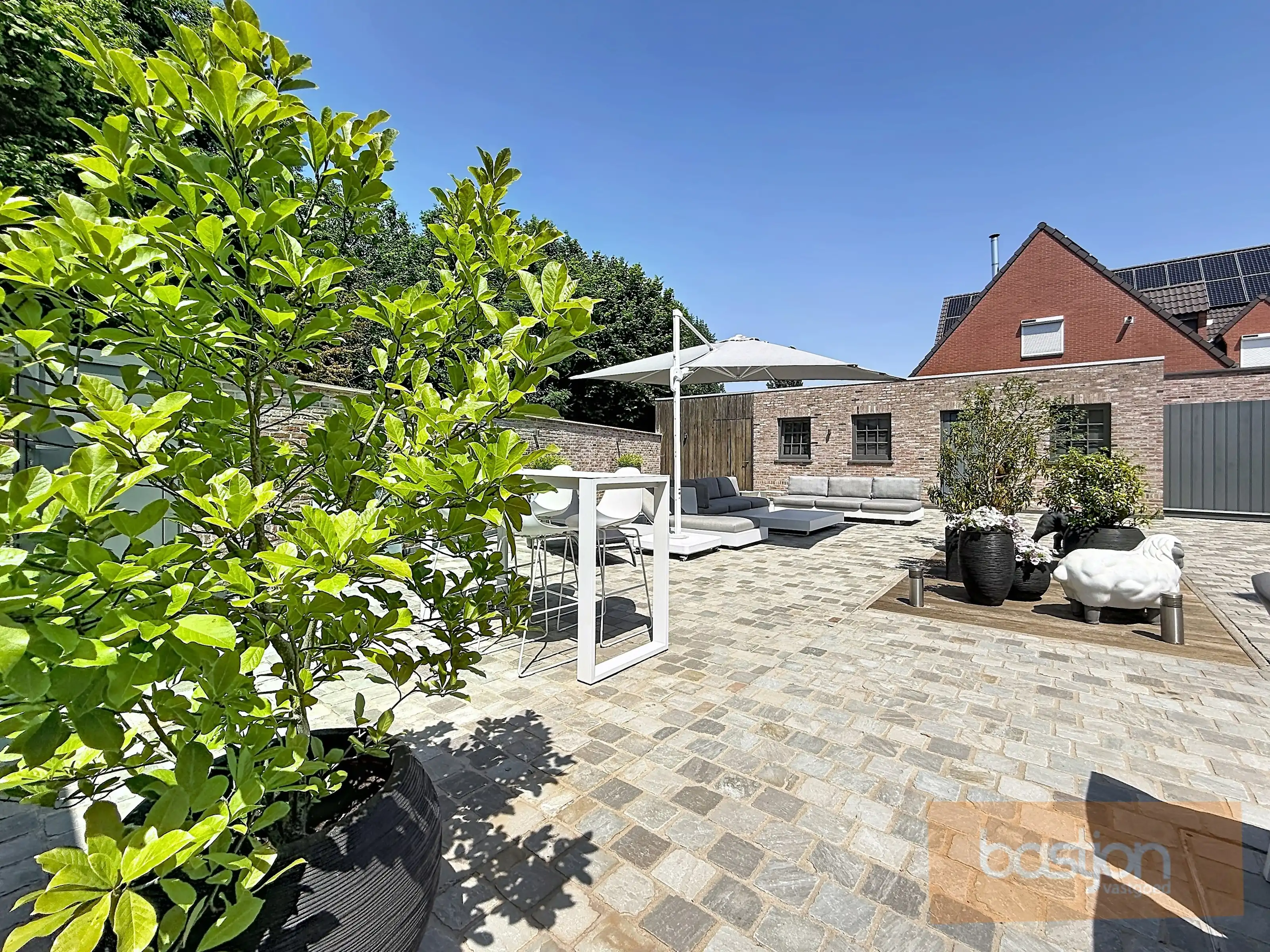 Volledig instapklare halfopen woning te koop in Harelbeke foto 15