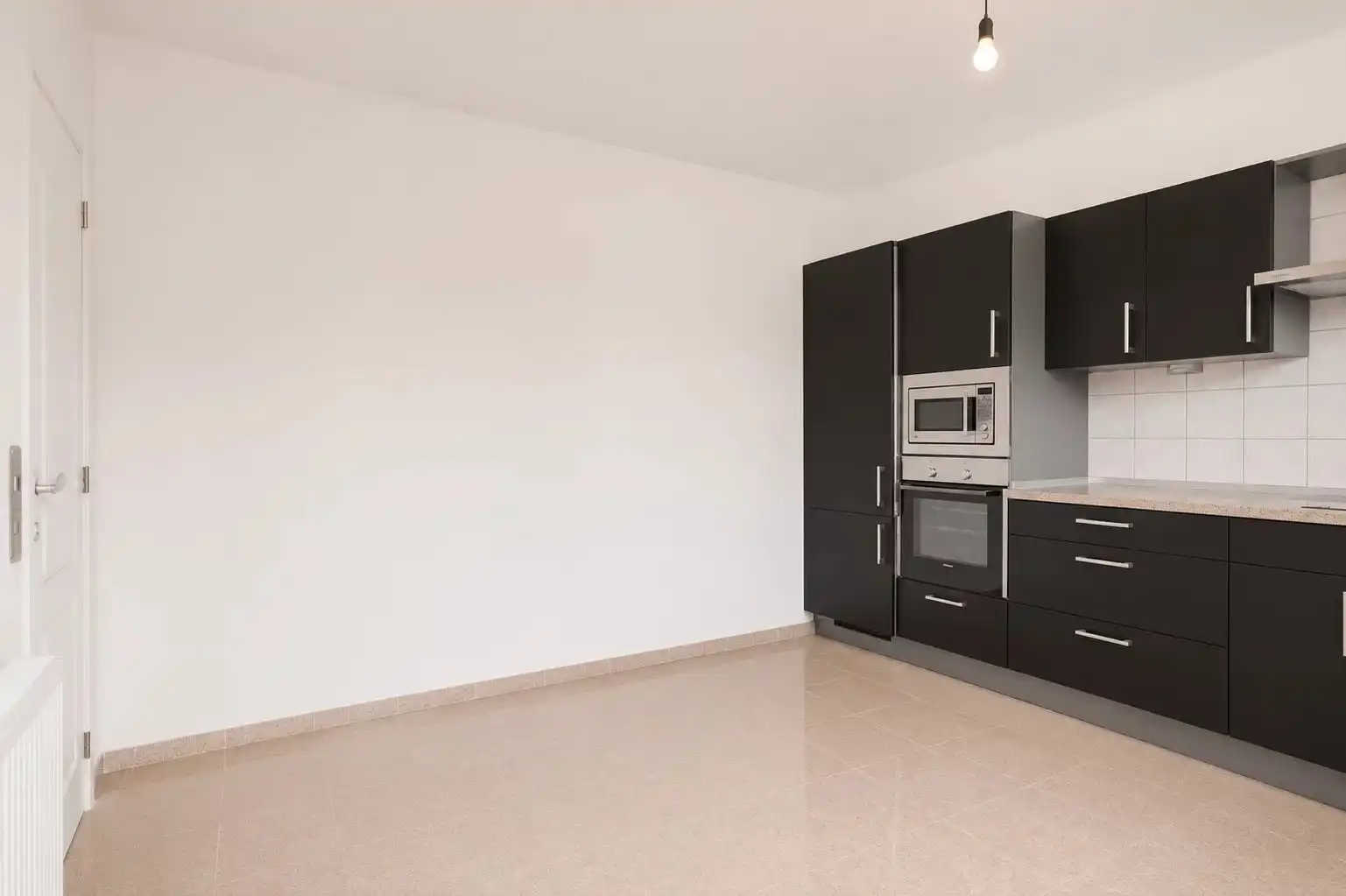 INSTAPKLAAR APPARTEMENT MET 2 SLPK'S  VAN 112M²  MET 2 SLPK'S  EN RUIM TERRAS IN KERMT (HASSELT) foto 13