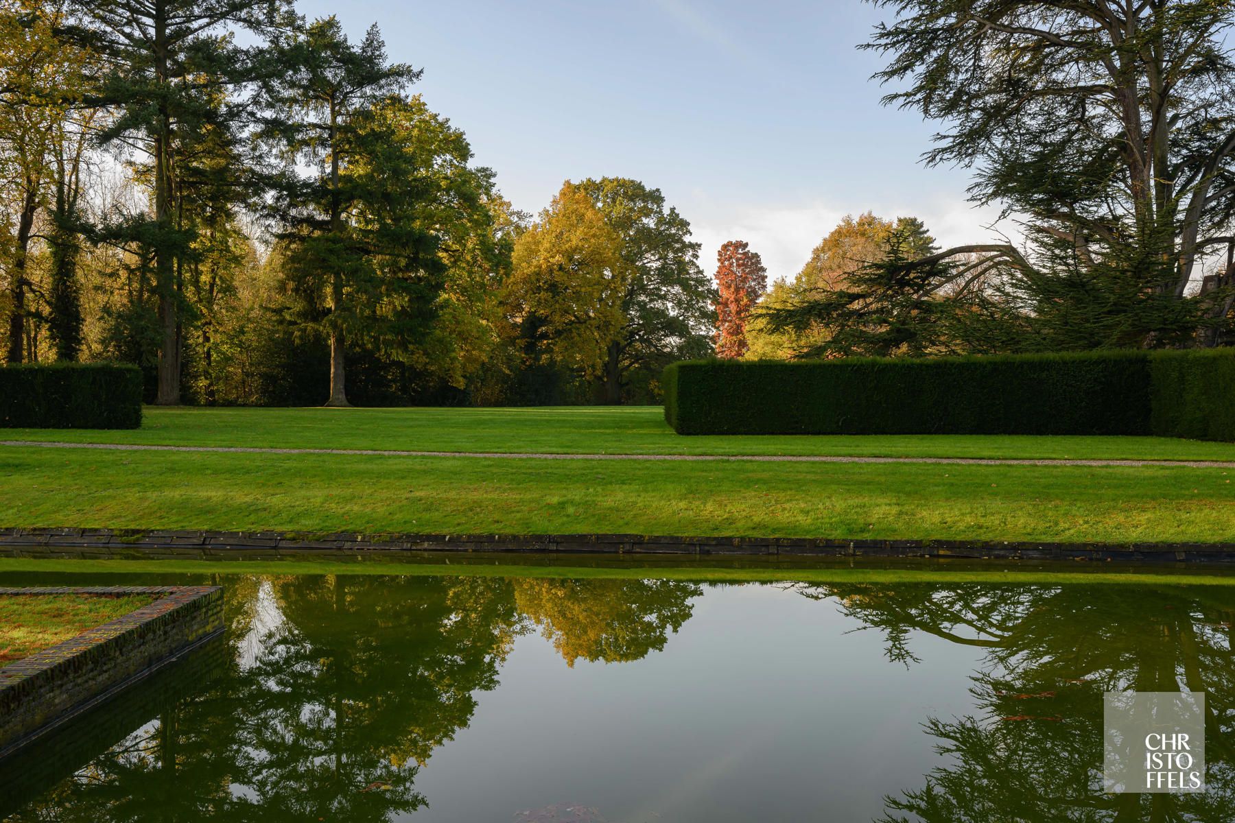 Uitzonderlijk landgoed met 11,5 ha park en 10,5 ha weilanden! foto 12