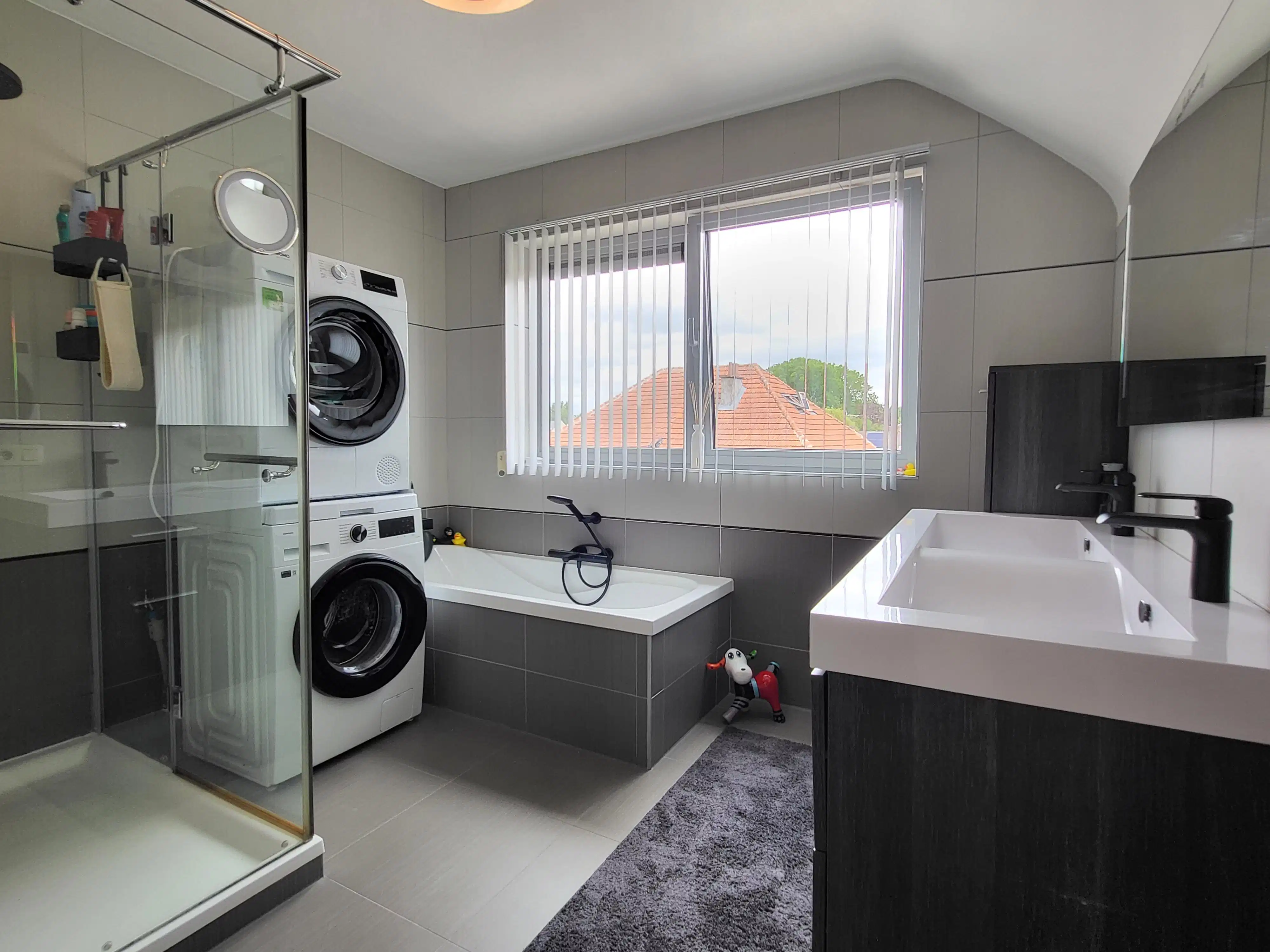 Op zoek naar een instapklaar appartement waar comfort en een uitstekende ligging samenkomen?  foto 17