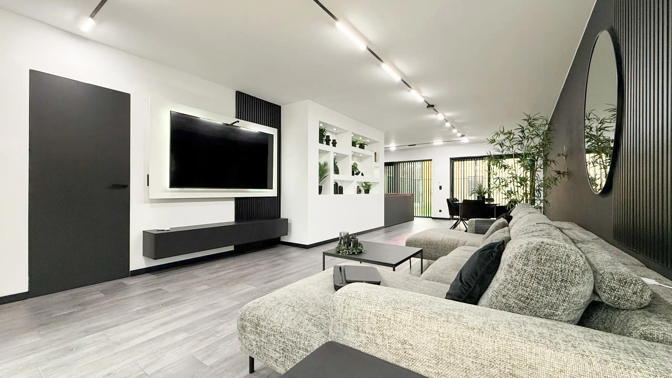 Instapklare nieuwbouwwoning met 3slaapkamers en onder 2% RR! foto 3