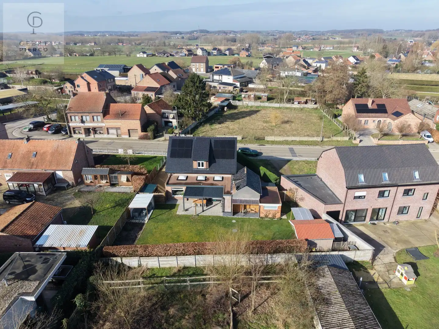 Knappe gerenoveerde gezinswoing foto 64