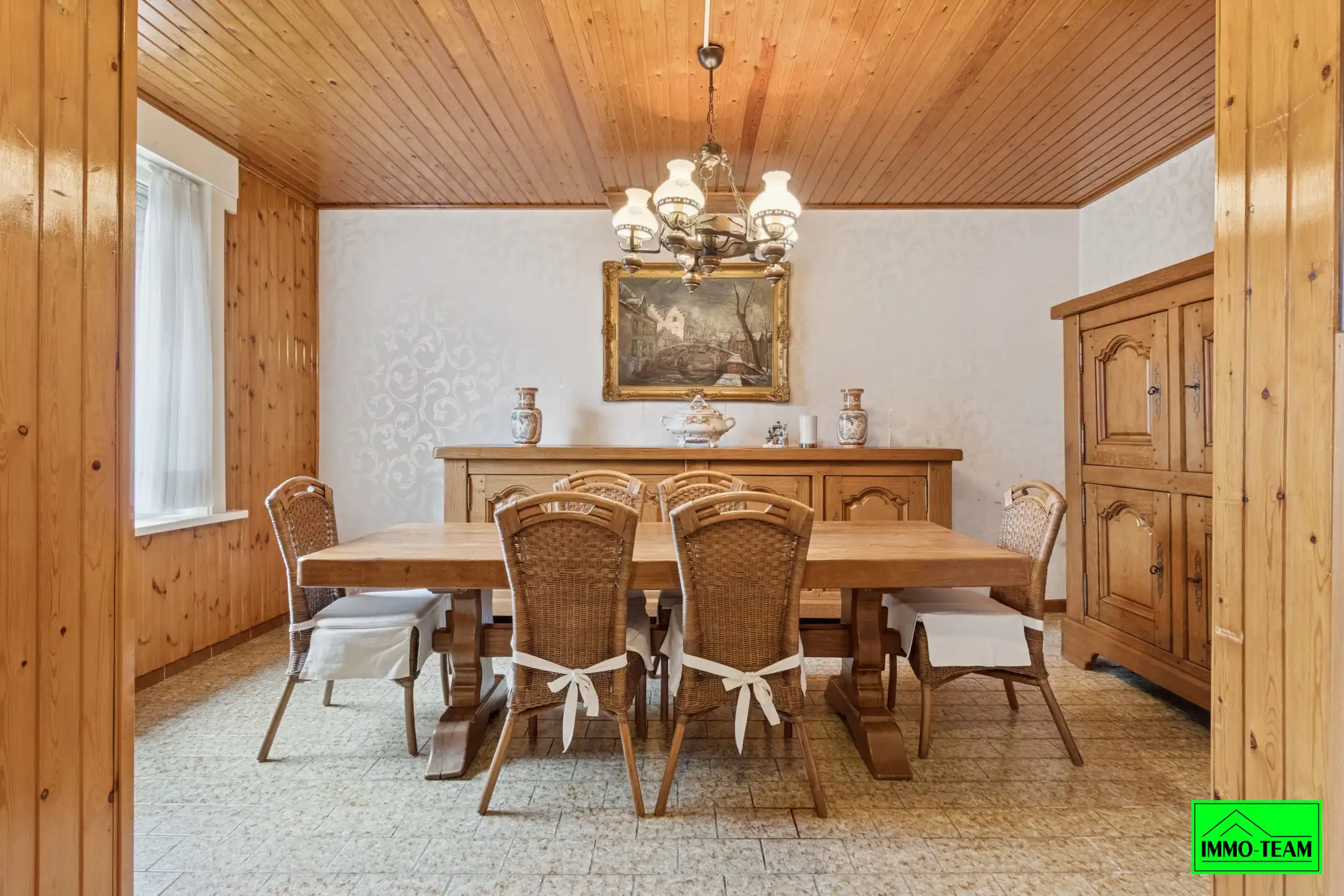 Charmante woning met renovatiepotentieel  foto 6